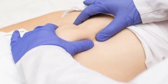 اكتشف الأن أبرز أضرار عملية فتق الحجاب الحاجز وطرق الوقاية 1 أعراض فتق الحجاب الحاجز