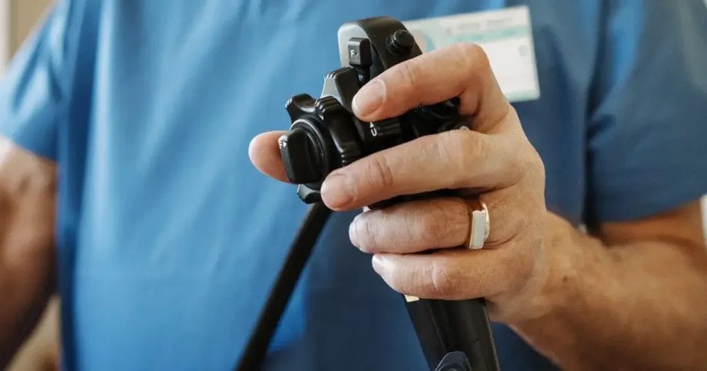 طرق إجراء منظار القولون والمعدة